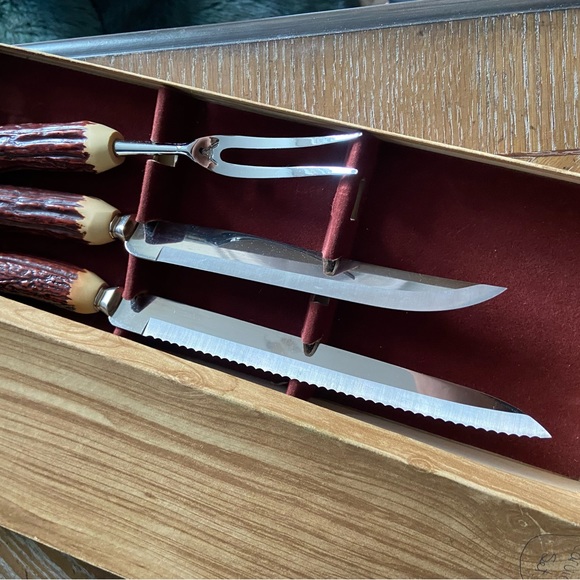 Carving Set - Picture 6 of 7